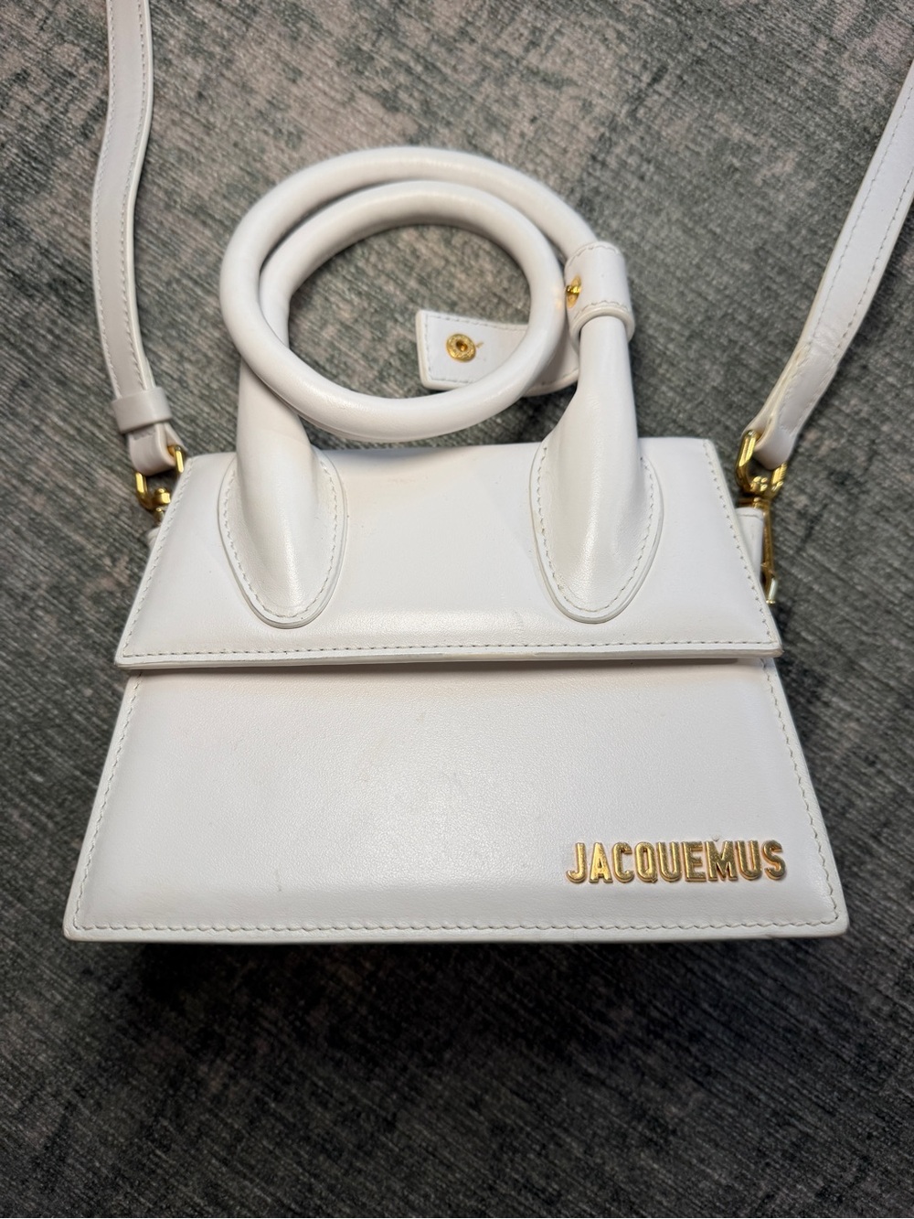 Jacquemus White Le Chiquito Mini Top-Handle Leather Bag - Picture 7 of 9